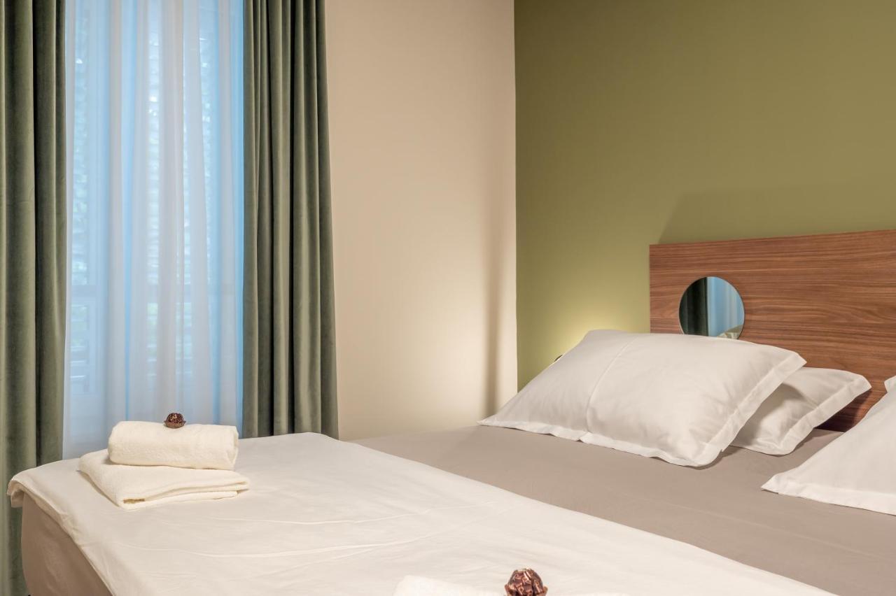 Green, Deluxe Two Bedroom Suite Split Buitenkant foto